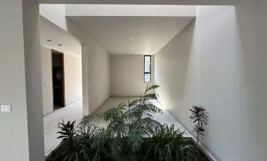 Casa en Fraccionamiento en Rancho Cortes Cuernavaca - ROQ-1175-Fr