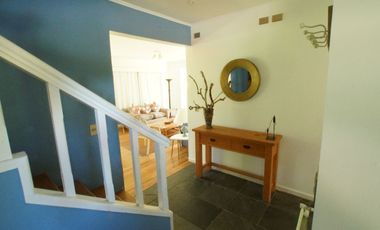 Hermosa Casa de veraneo,   Bahía Coique, Lago Ranco