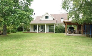 Hermosa Casa de veraneo,   Bahía Coique, Lago Ranco