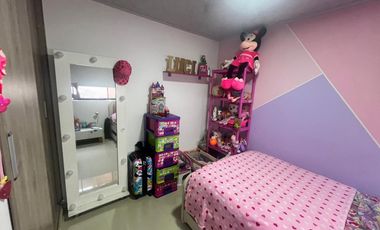 VENTA DE CASA EN BUCARAMANGA BARRIO LA FLORESTA REFORMADA. Cod V11465