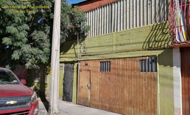 Se vende casa de 2 pisos en calle Antofagasta, Calama