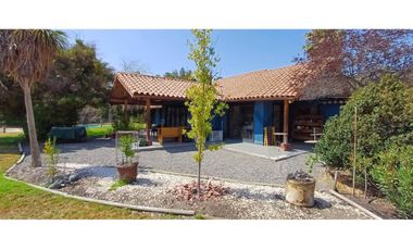 Parcela en Batuco con Casa Estilo Chilena 4D y 3B