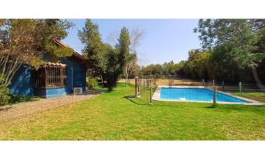 Parcela en Batuco con Casa Estilo Chilena 4D y 3B