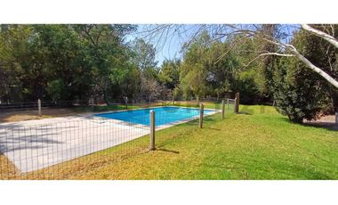 Parcela en Batuco con Casa Estilo Chilena 4D y 3B