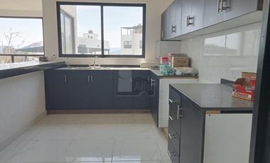 Casa en venta en fraccionamiento en Totolapan, Morelos, México