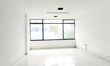 oficina en arriendo en la veracruz. Cod A4220205
