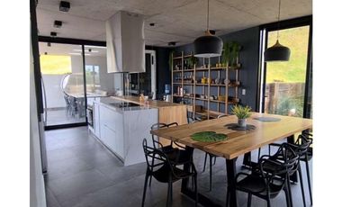 CASA EN VENTA COSTA ESMERALDA - DEPORTIVO 292 MINIMALISTA MODERNA
