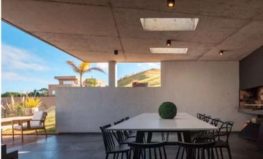 CASA EN VENTA COSTA ESMERALDA - DEPORTIVO 292 MINIMALISTA MODERNA
