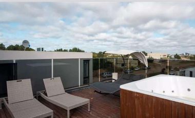 CASA EN VENTA COSTA ESMERALDA - DEPORTIVO 292 MINIMALISTA MODERNA