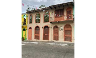 SE VENDE EDIFICIO DE DOS NIVELES EN CASCO ANTIGUO 312