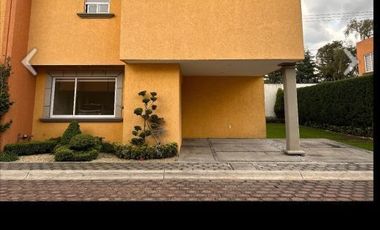 Casa  en  venta  Metepec