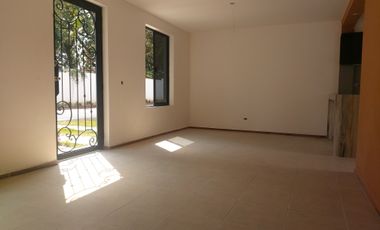 Venta casa en Coatepec cerca de plaza cristal.