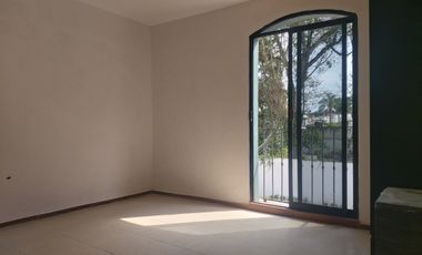 Venta casa en Coatepec cerca de plaza cristal.