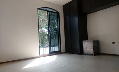 Venta casa en Coatepec cerca de plaza cristal.