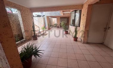 Se arrienda amplio Dpto. 1 D Jardines del sur amoblado