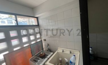 Se arrienda amplio Dpto. 1 D Jardines del sur amoblado