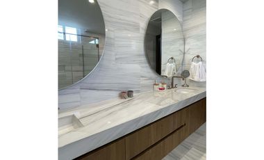 Alquiler de hermoso apartamento en The Towers, Paitilla