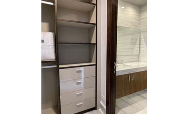 Alquiler de hermoso apartamento en The Towers, Paitilla