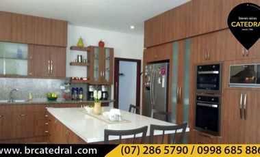 Casa de venta en Monay Baguanchi – código:17174