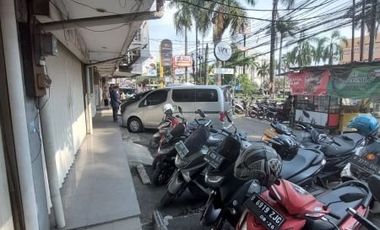 Ruko 3 lantai siap pakai di depan mall cinere