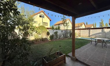 Casa en venta El Polo de Machali, Picadero