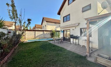 Casa en venta El Polo de Machali, Picadero
