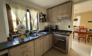 Casa en venta El Polo de Machali, Picadero