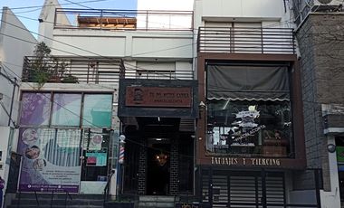 Venta Edificio comercial, 2 locales, cancha pádel, departamento