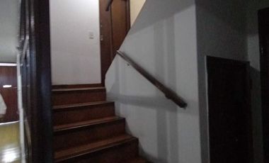 Venta Edificio comercial, 2 locales, cancha pádel, departamento