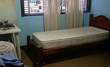 Venta Edificio comercial, 2 locales, cancha pádel, departamento