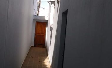 casa reciclada de 3 ambientes con cochera OPORTUNIDAD