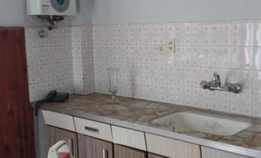 casa reciclada de 3 ambientes con cochera OPORTUNIDAD