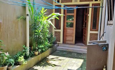 Rumah Asri Nuansa Jawa di Padukuhan Lojajar Jogja