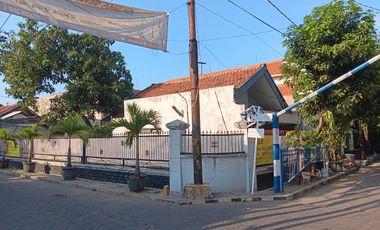 Dijual Rumah Hook dan Luas Dekat Aloha Juanda Sidoarjo