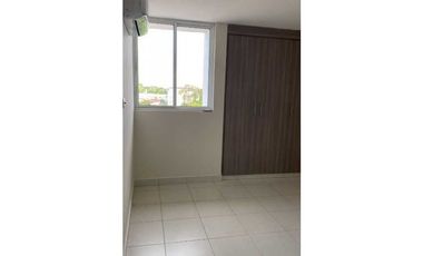 ALQUILER APARTAMENTO LAS ACACIAS