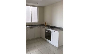 ALQUILER APARTAMENTO LAS ACACIAS