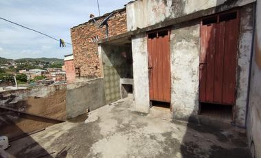 casa-local en venta en la cabrera. Cod V2519