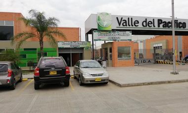 local en arriendo en yumbo. Cod A82318