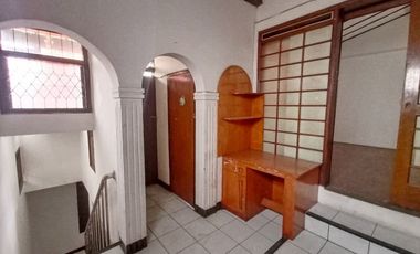Di Sewakan Rumah 5 Kamar di Pusat Kota Jl. Muara Barat Bandung