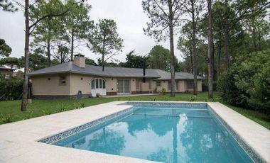 Codigo 641 - Pinamar -  Zona Norte - Pileta - Casa En Alquiler