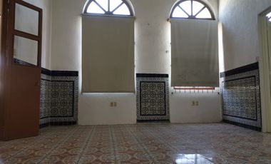 Casa adecuada para oficina en el centro de Veracruz 4 privados y area de trabajo
