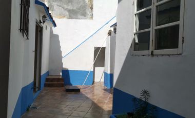 Casa adecuada para oficina en el centro de Veracruz 4 privados y area de trabajo