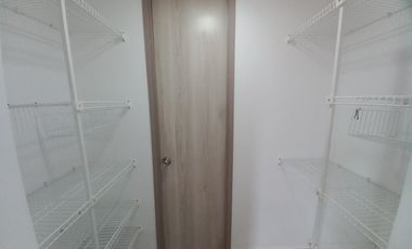 apartamento en arriendo en conjunto residencial santelmo piso 5. Cod A13863