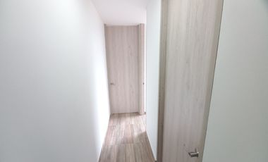 apartamento en arriendo en conjunto residencial santelmo piso 5. Cod A13863