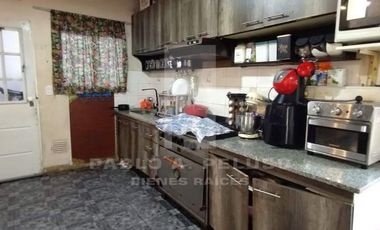 VENTA CASA 4 AMBIENTES. LIBERTAD, MERLO. ZONA OESTE. BUENOS AIRES.