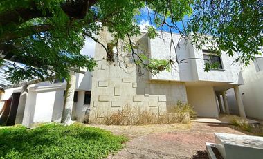 NORTE EN LA HERRADURA EXCELENTE CASA CON AMPLIOS ESPACIOS Y EXCLENTE UBICACION