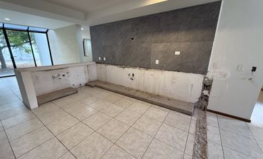 NORTE EN LA HERRADURA EXCELENTE CASA CON AMPLIOS ESPACIOS Y EXCLENTE UBICACION