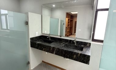 NORTE EN LA HERRADURA EXCELENTE CASA CON AMPLIOS ESPACIOS Y EXCLENTE UBICACION