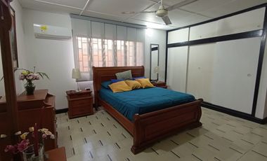 casa en venta en ciudad jardín. Cod V12301