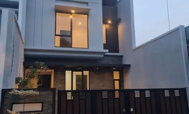 Rumah Rungkut Asri Utara NEW HOUSE FOR SALE MINIMALIS MODERN (2 lantai)